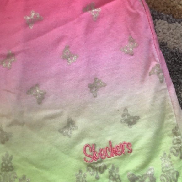 Top - Picture 3 of 4